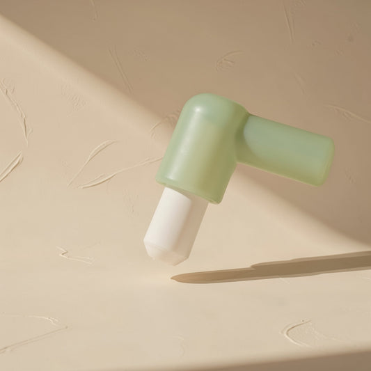Small-headed interdental brush with soft bristles and attached suction cup - view 2
