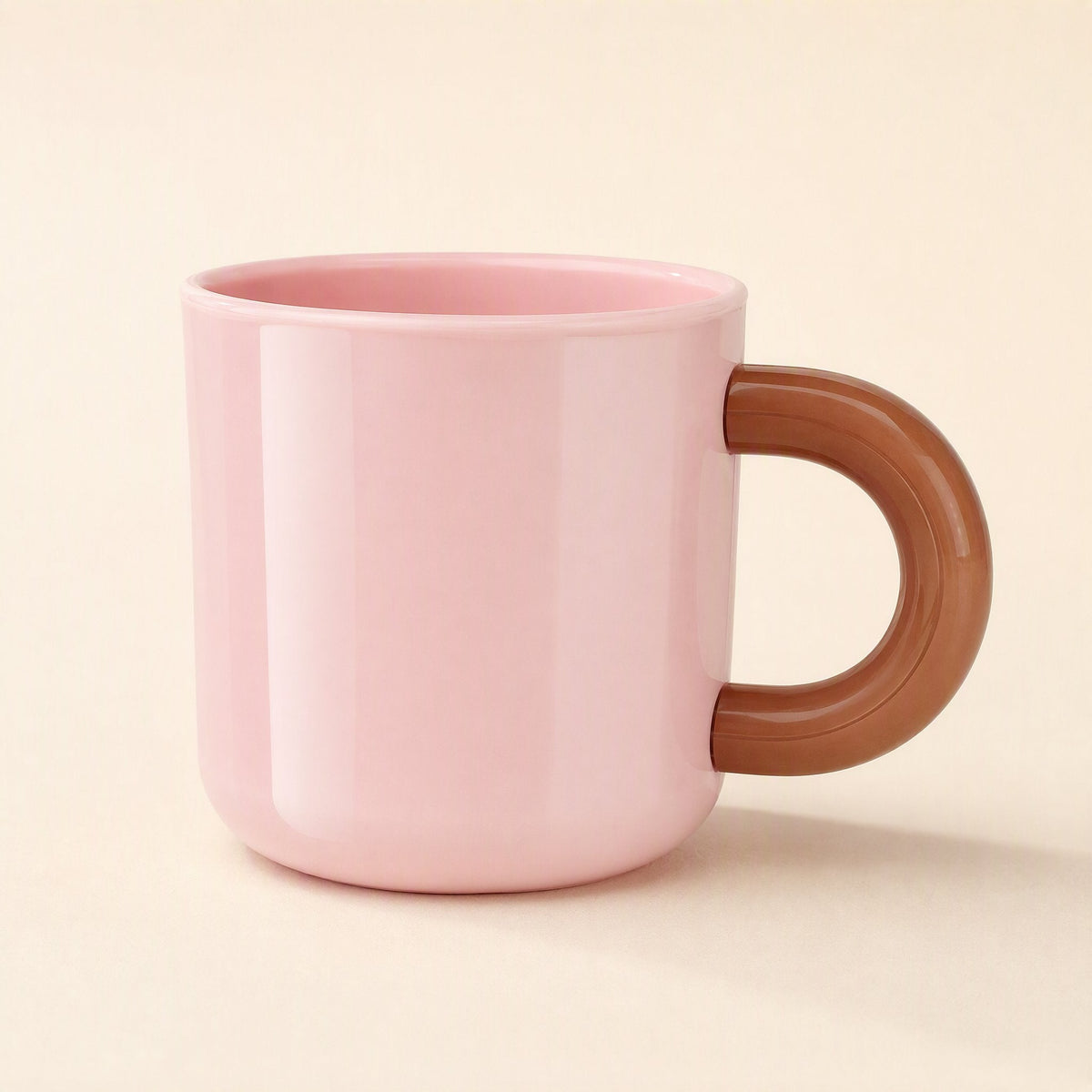 Cylindrical P.P plastic mouthwash cup with an attached handle and text pattern - view 5