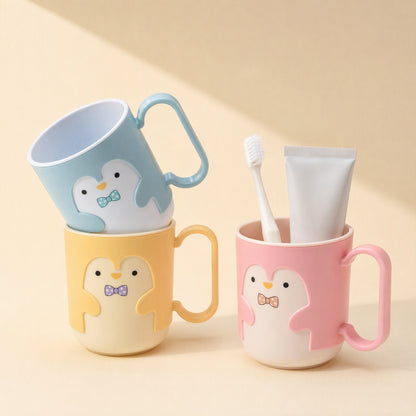 Cartoon penguin-style single-layer plastic mouthwash cup