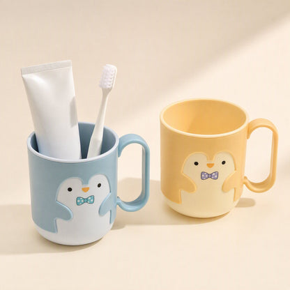 Cartoon penguin-style single-layer plastic mouthwash cup - view 3
