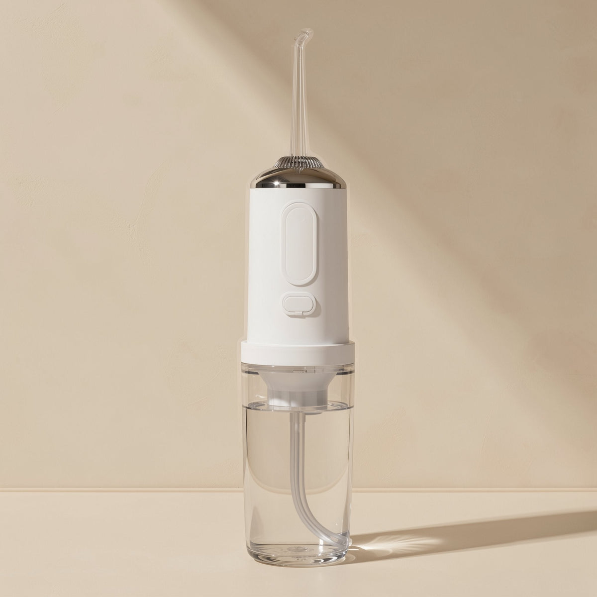 Portable electric water flosser with three settings and a built-in battery - view 4