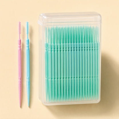 Box of 200 double-ended plastic interdental toothpicks, each 7.5 cm long
