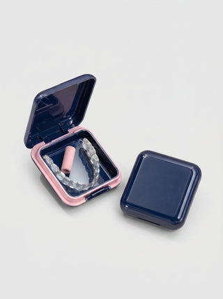 Smilecase™ Denture Storage Box With Mirror – Cover and Compartments